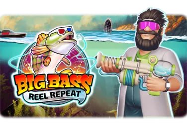 Pengguna membaca kode promo lewat Android